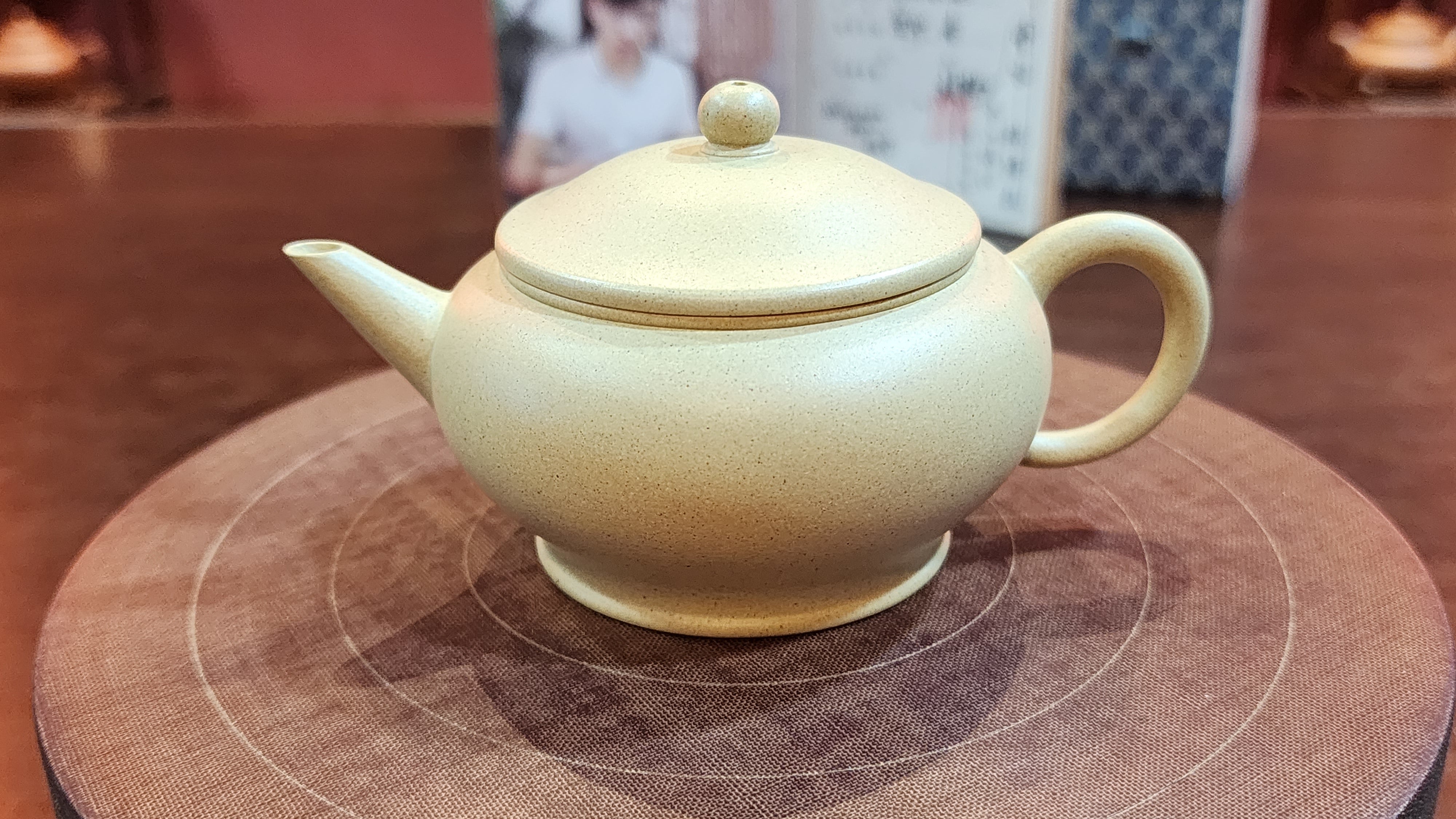 Shui Ping : Special : Exquisite *Thin-Walled*, 100% BenShan LüNi, SHUI PING Pot, 薄胎, 本山绿泥, 水平壶  made by L4 Assoc Master Artist Zhang Ke 助理工艺美术师, 张轲。- commissioned in Feb 2023 for our Italian Tea Master and Professor at University of Milan.