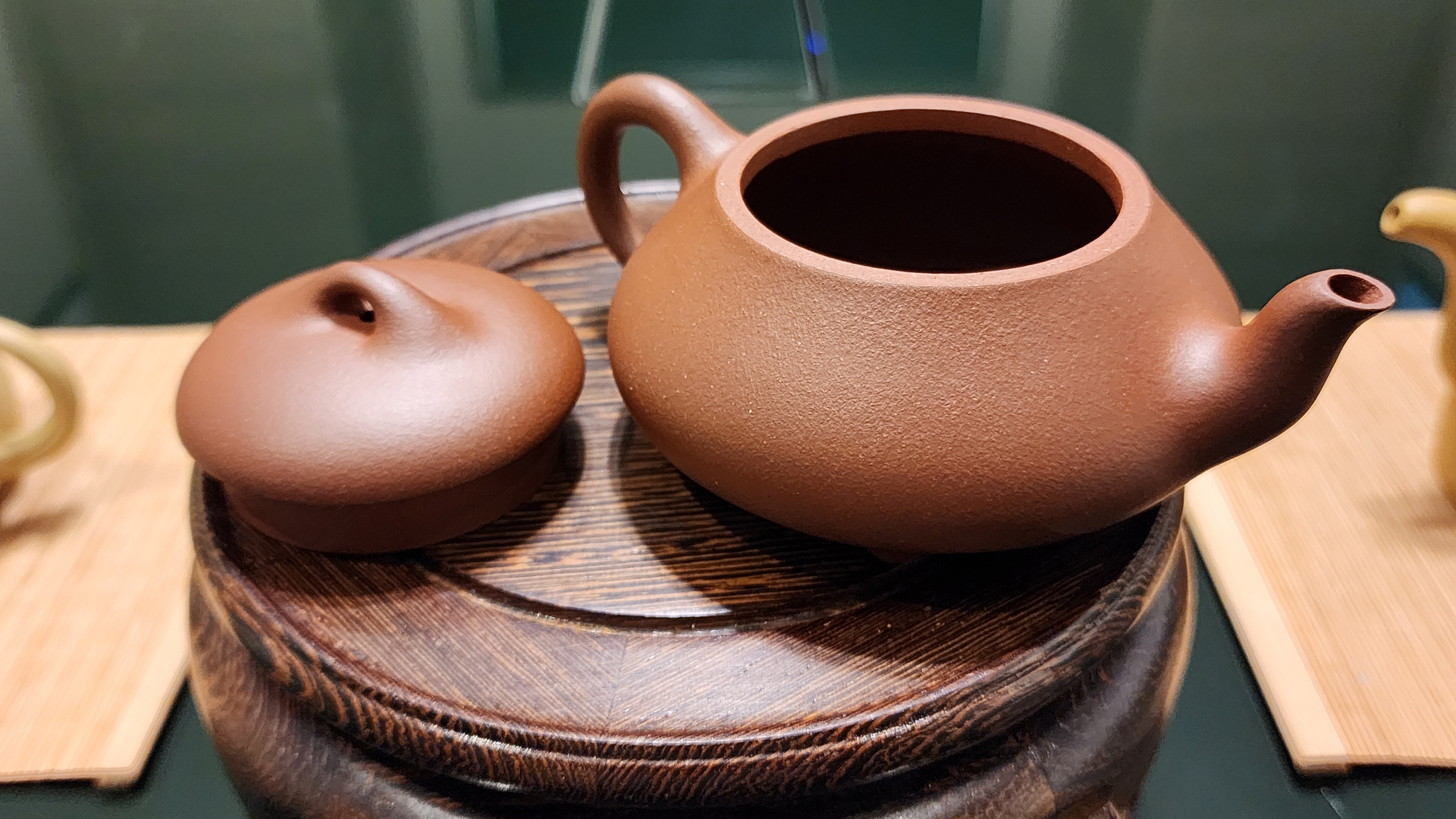 Han Tang Shi Piao 汉堂石瓢, 140ml, Gu Fa Lian Ni (Most Archaic Clay Forming) ~ Zi Ni *古法练泥~紫泥, L4 Assoc Master Du Cheng Yao 堵程尧。