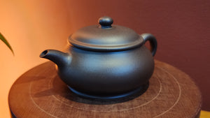 Ming Lu 明炉, 170ml, Lao Zi Ni 老紫泥, by our Collaborative Craftsman Chen Fa Chu 陈法初。