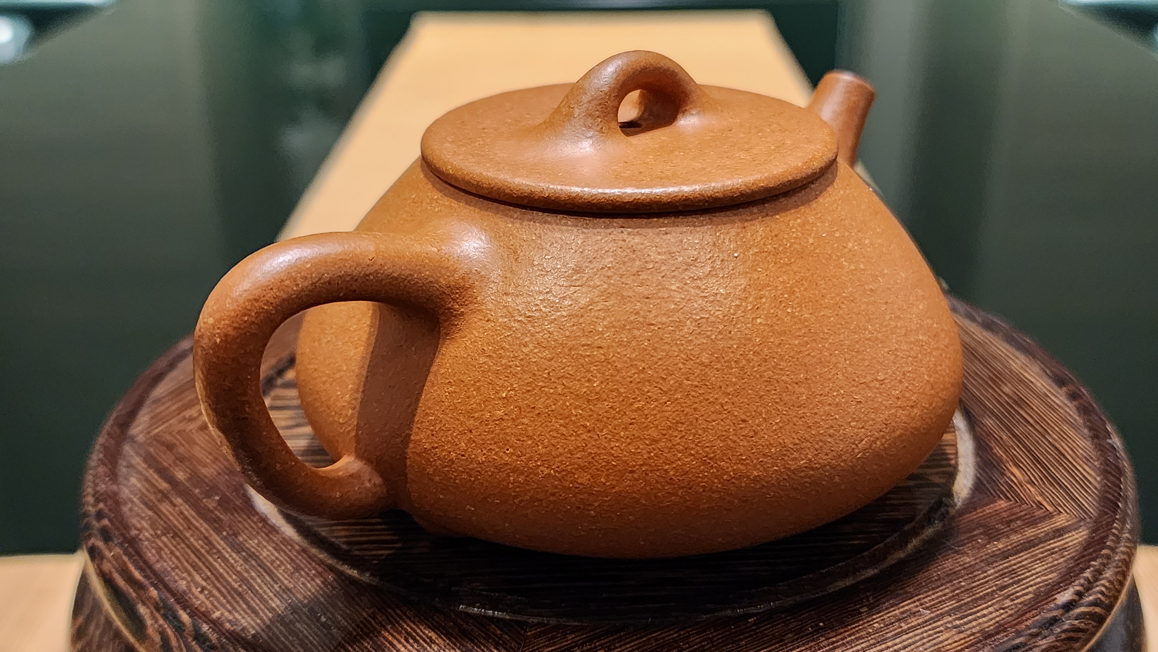 Shi Piao (Ping Gai Shi Piao) 平盖石瓢, 200ml, Gu Fa Lian Ni (Most Archaic Clay Forming) ~ JiangPoNi *古法练泥~降坡泥, L4 Assoc Master Du Cheng Yao 堵程尧。