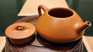 Shi Piao (Ping Gai Shi Piao) 平盖石瓢, 200ml, Gu Fa Lian Ni (Most Archaic Clay Forming) ~ JiangPoNi *古法练泥~降坡泥, L4 Assoc Master Du Cheng Yao 堵程尧。