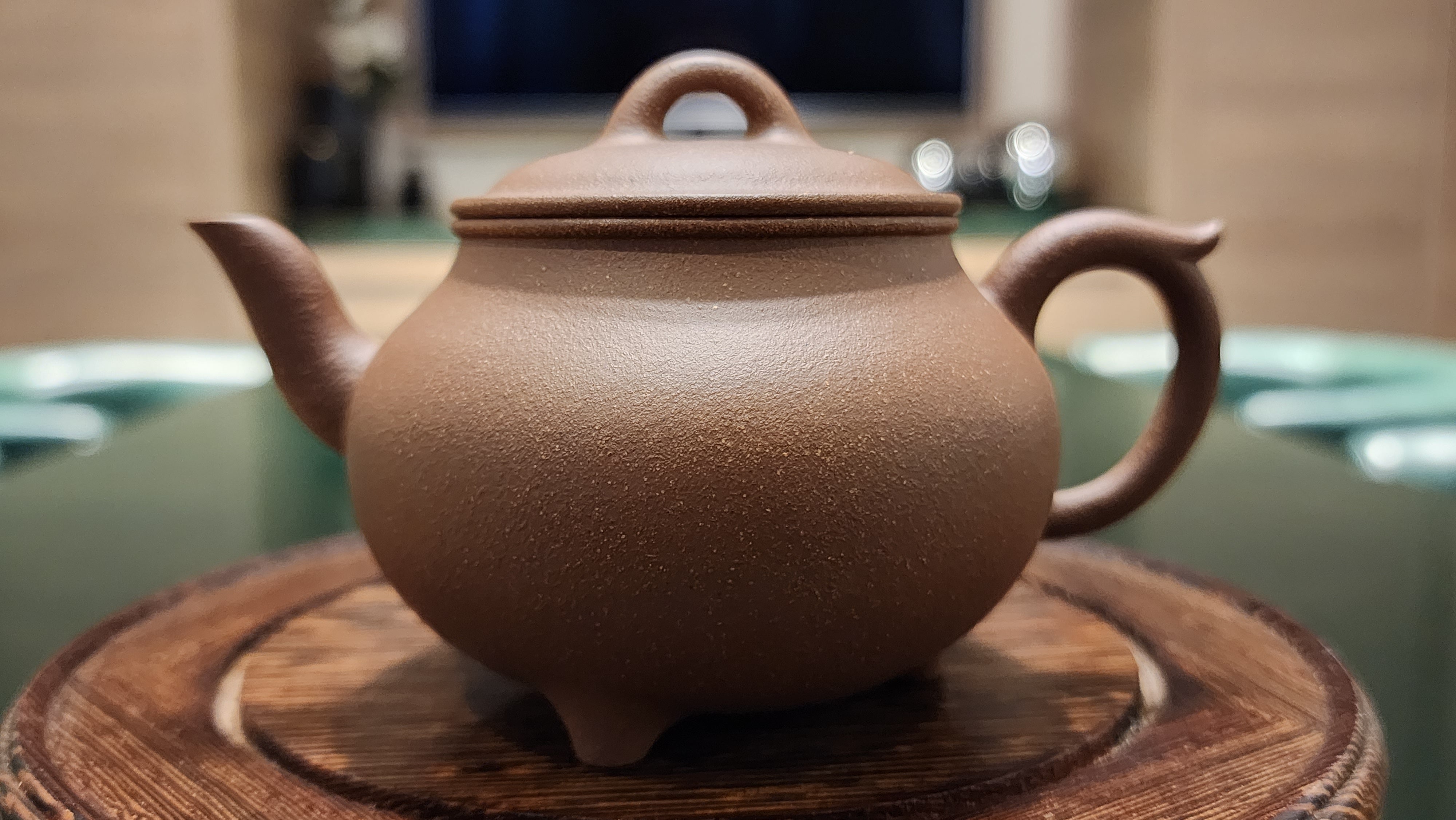 San Zu (Meng Chen) Hu 三足(孟臣)壶, 195ml, Gu Fa Lian Ni (Most Archaic Clay Forming) ~ Lao Duan Ni *古法练泥~老段泥, L4 Assoc Master Du Cheng Yao 堵程尧。