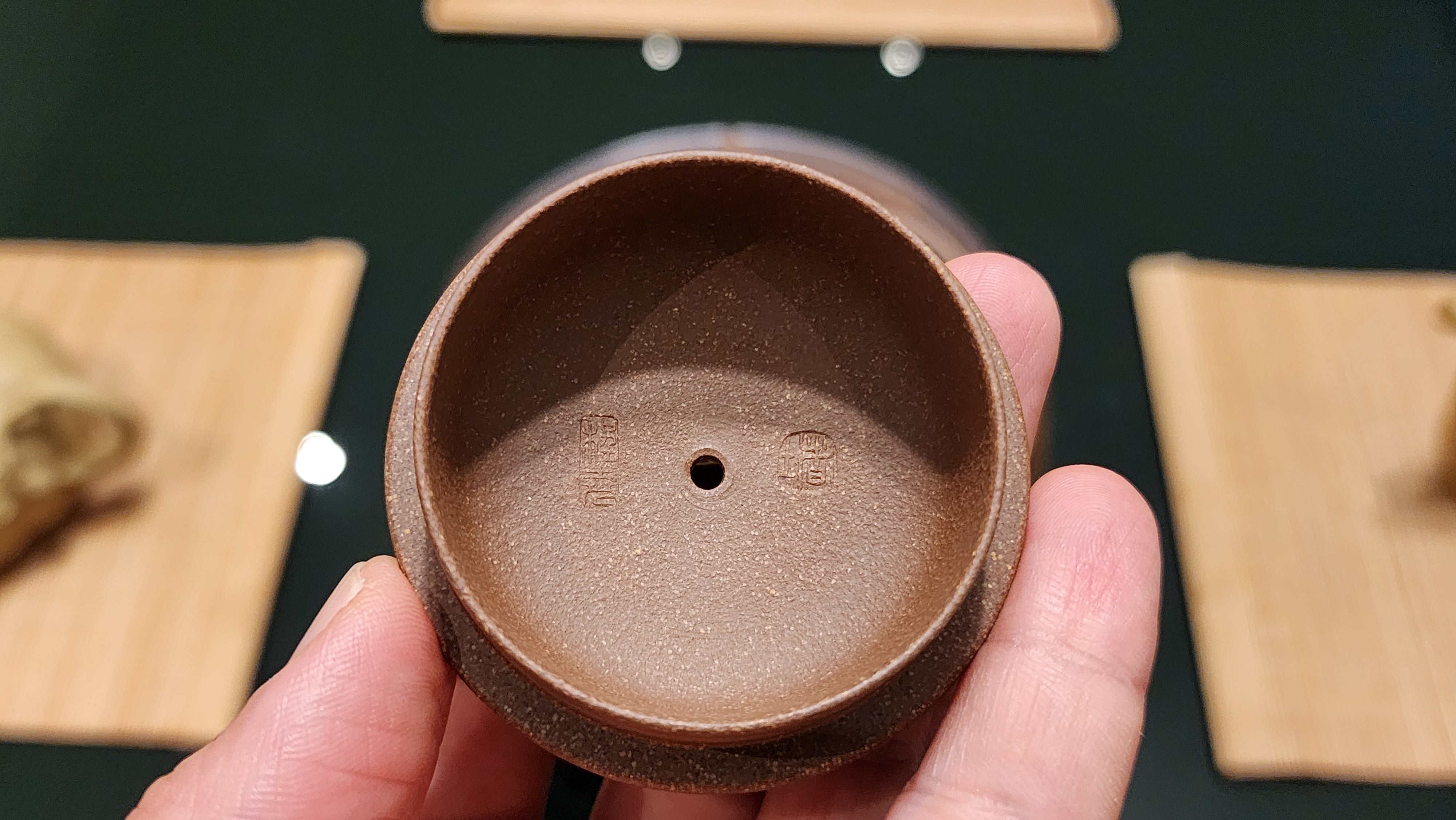 San Zu (Meng Chen) Hu 三足(孟臣)壶, 195ml, Gu Fa Lian Ni (Most Archaic Clay Forming) ~ Lao Duan Ni *古法练泥~老段泥, L4 Assoc Master Du Cheng Yao 堵程尧。