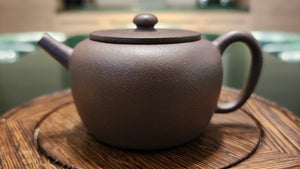 Ping Guo 苹果, 135ml, Gu Fa Lian Ni (Most Archaic Clay Forming) ~ Qing Hui Duan Ni *古法练泥~青灰段泥, L4 Assoc Master Du Cheng Yao 堵程尧。