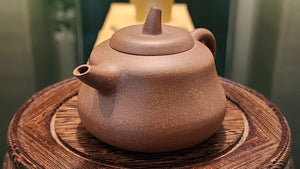 Hu Lu 葫芦, 180ml, Gu Fa Lian Ni (Most Archaic Clay Forming) ~ Lao Duan Ni *古法练泥~老段泥, L4 Assoc Master Du Cheng Yao 堵程尧。