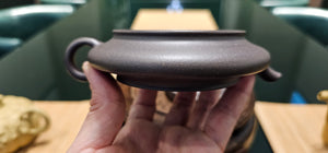 Ming Yuan Xu Bian 鸣远虚扁, 175ml, Gu Fa Lian Ni (Most Archaic Clay Forming) ~ Qing Hui Duan Ni *古法练泥~青灰段泥, L4 Assoc Master Yang Quan Sheng 杨全胜。