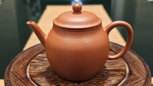 Weng Xing 翁形, 145ml, Gu Fa Lian Ni (Most Archaic Clay Forming) ~ Qing Shui Ni *古法练泥~清水泥, L4 Assoc Master Du Cheng Yao 堵程尧。