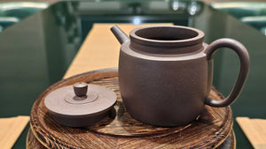 Zhe Jian Gong Deng 折肩宫灯, 178ml, Gu Fa Lian Ni (Most Archaic Clay Forming) ~ Qing Hui Ni *古法练泥~青灰泥, L4 Assoc Master Du Cheng Yao 堵程尧