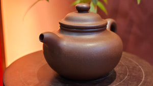 Lian Zi 莲子, 186.0ml, Di Cao Qing Zi Ni 底槽青紫泥, by Craftsman Jiang Bin 蒋斌。