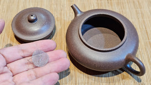 Bo Jun Pan 伯俊番, 147.1ml, Gu Fa Lian Ni (Most Archaic Clay Forming) ~ Di Cao Qing with Duan Ni (Tiao Sha combination) *古法练泥~底槽青+段泥(调砂), L4 Assoc Master Du Cheng Yao 堵程尧。