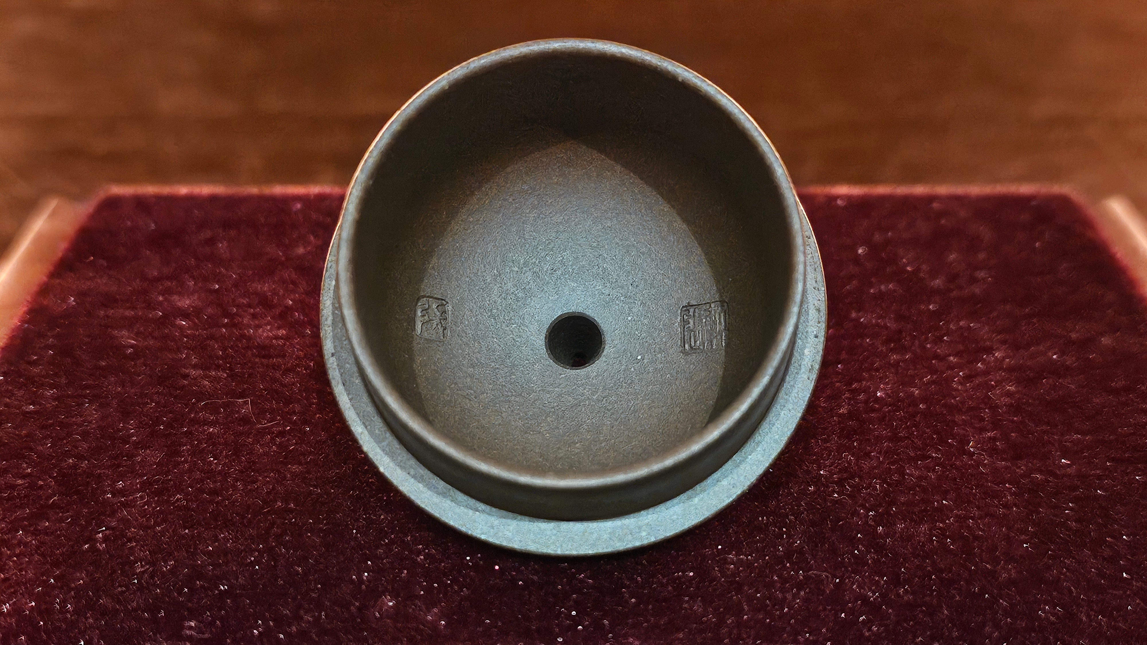 Li Hu 梨壶 (One and Only Piece other from Shan Xi Museum's Piece), 248ml, made with Cao Family's Hong Pi Long (high temp fired) Zi Ni 曹家 红皮龙紫泥(高温), crafted by L4 Assoc Master Artist Zhang Ke 助理工艺美术师, 张轲。