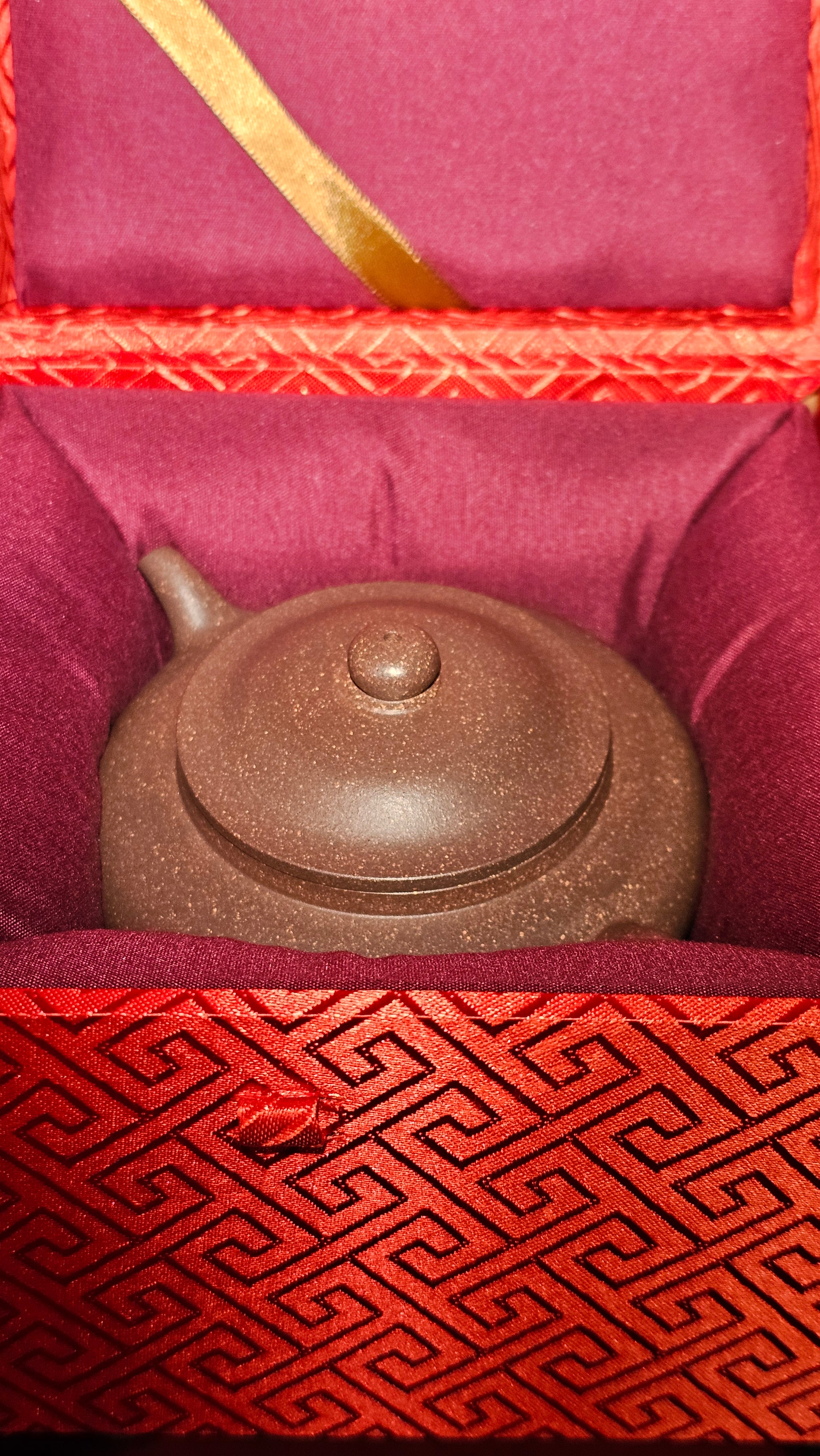 Bo Jun Pan 伯俊番, 143.3ml, Gu Fa Lian Ni (Most Archaic Clay Forming) ~ Di Cao Qing with Duan Ni (Tiao Sha combination) *古法练泥~底槽青+段泥(调砂), L4 Assoc Master Du Cheng Yao 堵程尧。