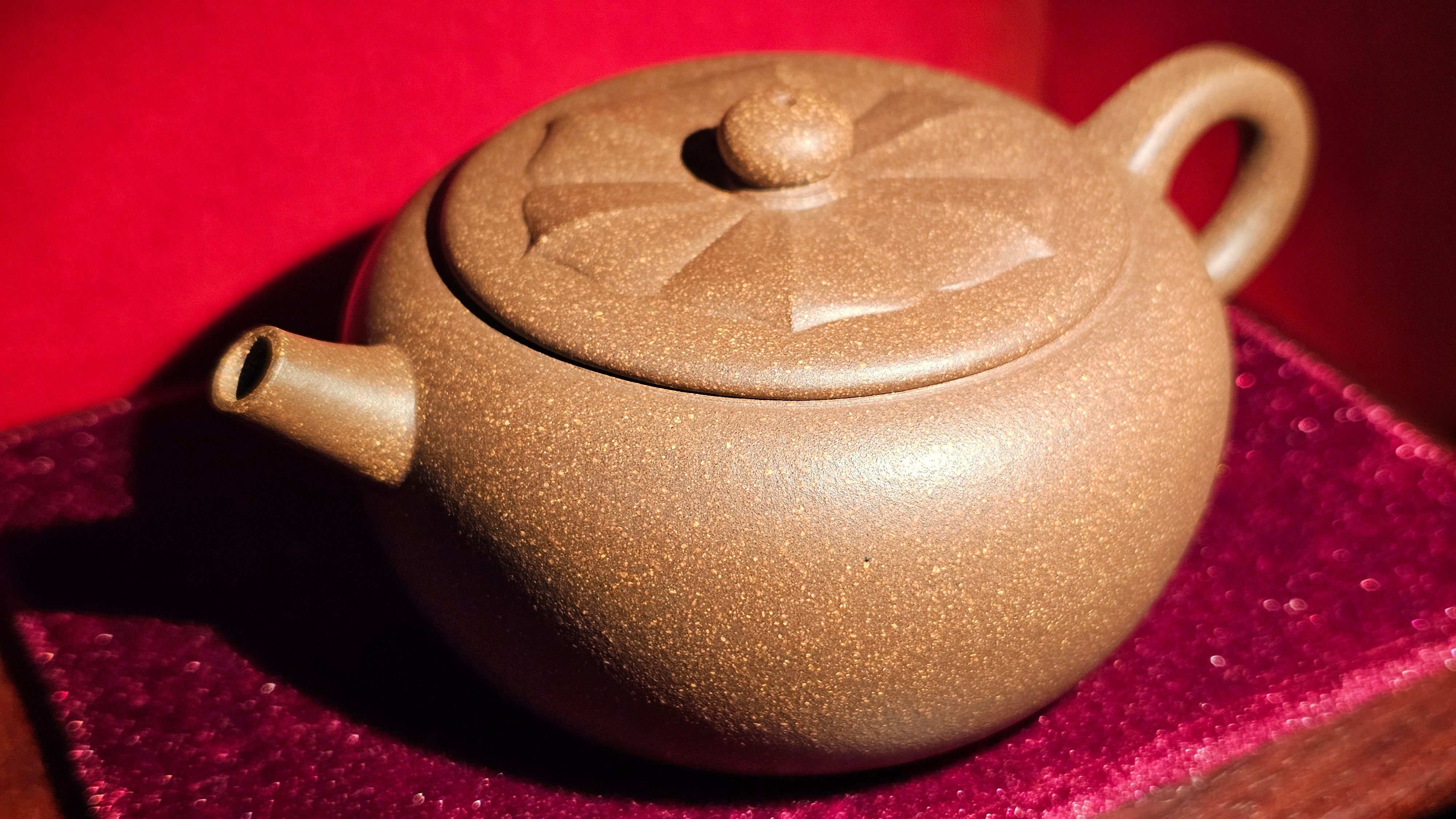 Lian Pu 莲蒲, 162.0ml, Gu Fa Lian Ni (Most Archaic Clay Forming)~DiCaoQing+DuanNi (Tiao Sha) *古法练泥~底槽青+段泥(调砂), L4 Assoc Master Du Cheng Yao 堵程尧。