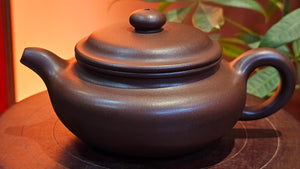 Bian Fu 扁腹, 246.8ml, Di Cao Qing Zi Ni 底槽青紫泥, by Craftsman Chen Fa Chu 陈法初。