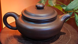 Bian Fu 扁腹, 246.8ml, Di Cao Qing Zi Ni 底槽青紫泥, by Craftsman Chen Fa Chu 陈法初。