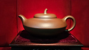 Shi Yuan 柿圆, 328.0ml (largish), Di Cao Qing Zi Ni 底槽青紫泥, by Craftsman Zhao Li Ping 赵丽萍。