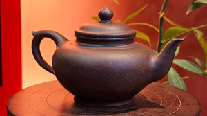 Xiao Ying 笑樱, 261.9ml, Lao Zi Ni 老紫泥 (Particular High Graininess, and Low Sieve Count), by Craftsman Chen Fa Chu 陈法初。