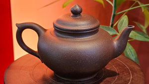 Xiao Ying 笑樱, 266.7ml, Lao Zi Ni 老紫泥 (Particular High Graininess, and Low Sieve Count), by Craftsman Chen Fa Chu 陈法初。