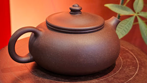 Han Jiang 寒江, 221.0ml, Di Cao Qing Zi Ni 底槽青紫泥, by Craftsman Gu Xiao Ming 顾小明。