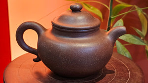 Lian Zi 莲子, 259.9ml, Lao Zi Ni 老紫泥 (Particular High Graininess, and Low Sieve Count), by Craftsman Chen Fa Chu 陈法初。