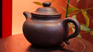 Lian Zi 莲子, 188.0ml, Lao Zi Ni 老紫泥 (Particular High Graininess, and Low Sieve Count), by Craftsman Chen Fa Chu 陈法初。