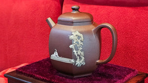 Liu Fang Gong Deng 六方宫灯, With Clay Sculpting 带泥绘 (Depicting Poet 苏东坡 boiling with the "东坡提梁" kettle, and the 太湖石 Tai Hu Rock, "Tai Hu Shi"), Di Cao Qing Zi Ni ~ by L3A Master Consummate Artist Li Yan Ru 李艳如 ~ Congratulations to Mr J. (Rennes🇫🇷)