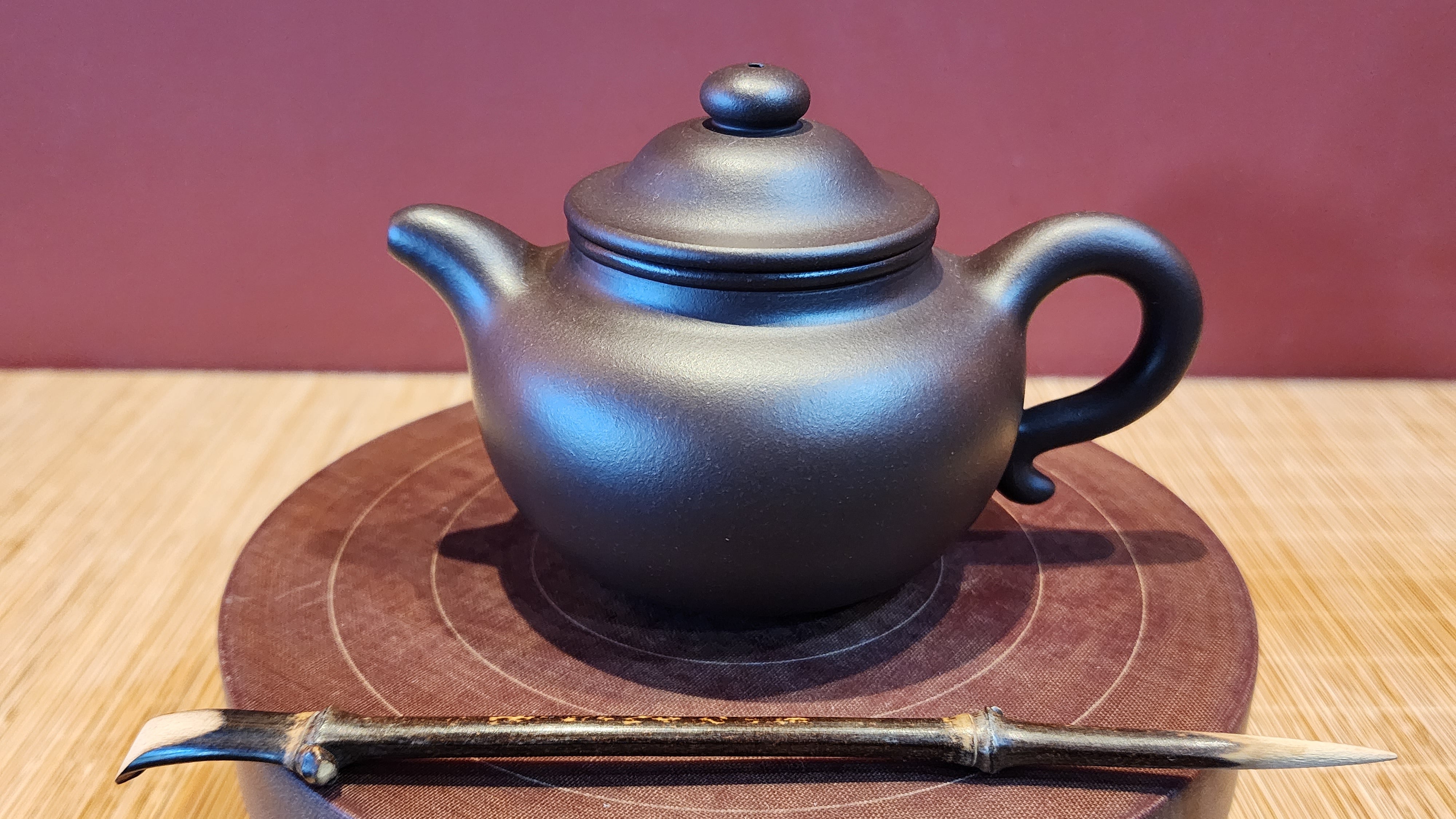 Lian Zi 莲子, 260ml, Lao Zi Ni 老紫泥, by our Collaborative Craftsman Chen Fa Chu 陈法初。