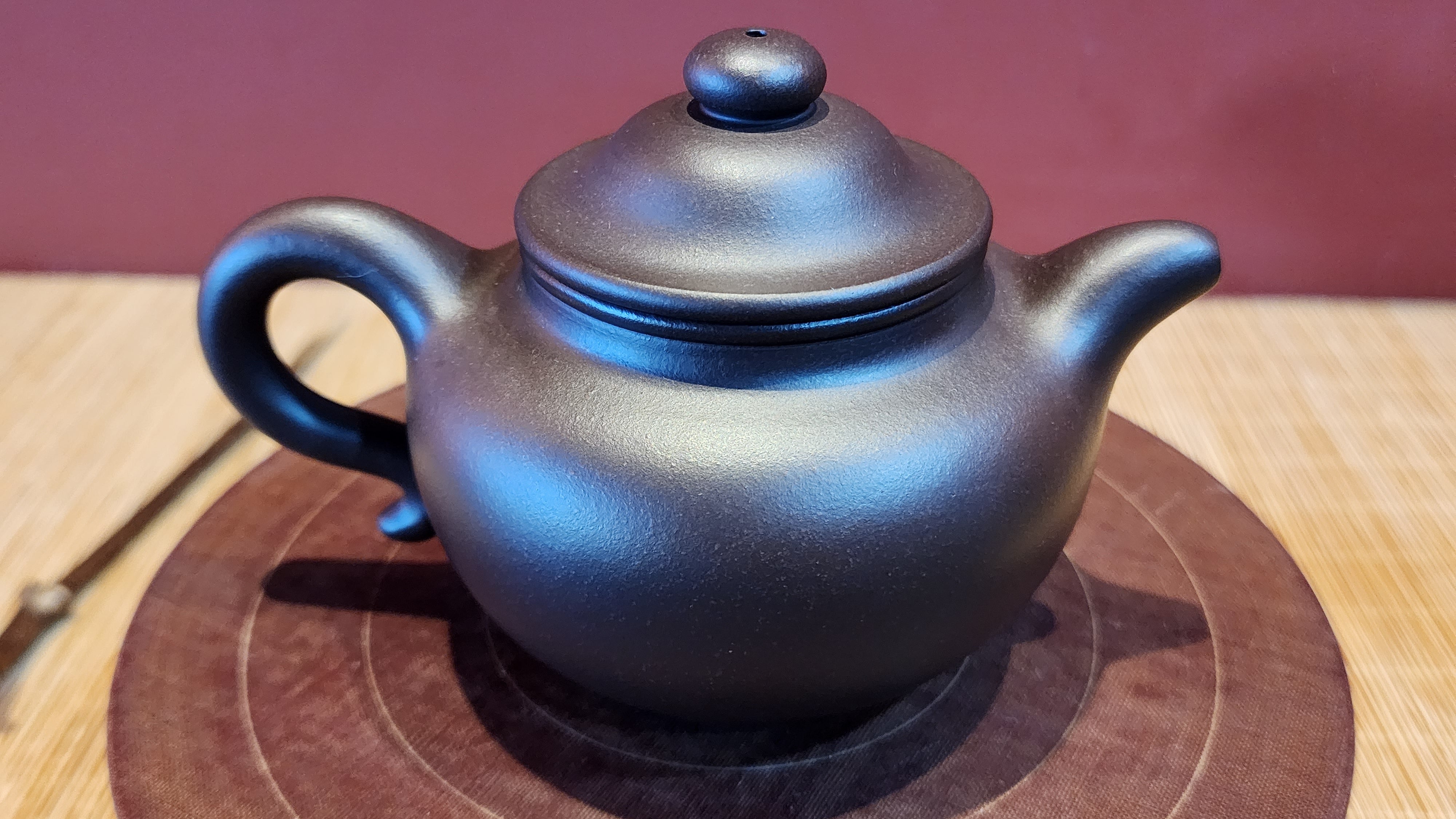 Lian Zi 莲子, 260ml, Lao Zi Ni 老紫泥, by our Collaborative Craftsman Chen Fa Chu 陈法初。