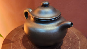 Lian Zi 莲子, 190ml, Lao Zi Ni 老紫泥, by our Collaborative Craftsman Chen Fa Chu 陈法初。