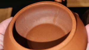 Bian Deng 扁灯, Gu Fa Lian Ni (Most Archaic Clay Forming) ~ Zhu Ni *古法练泥~朱泥, L4 Assoc Master Du Cheng Yao 堵程尧。