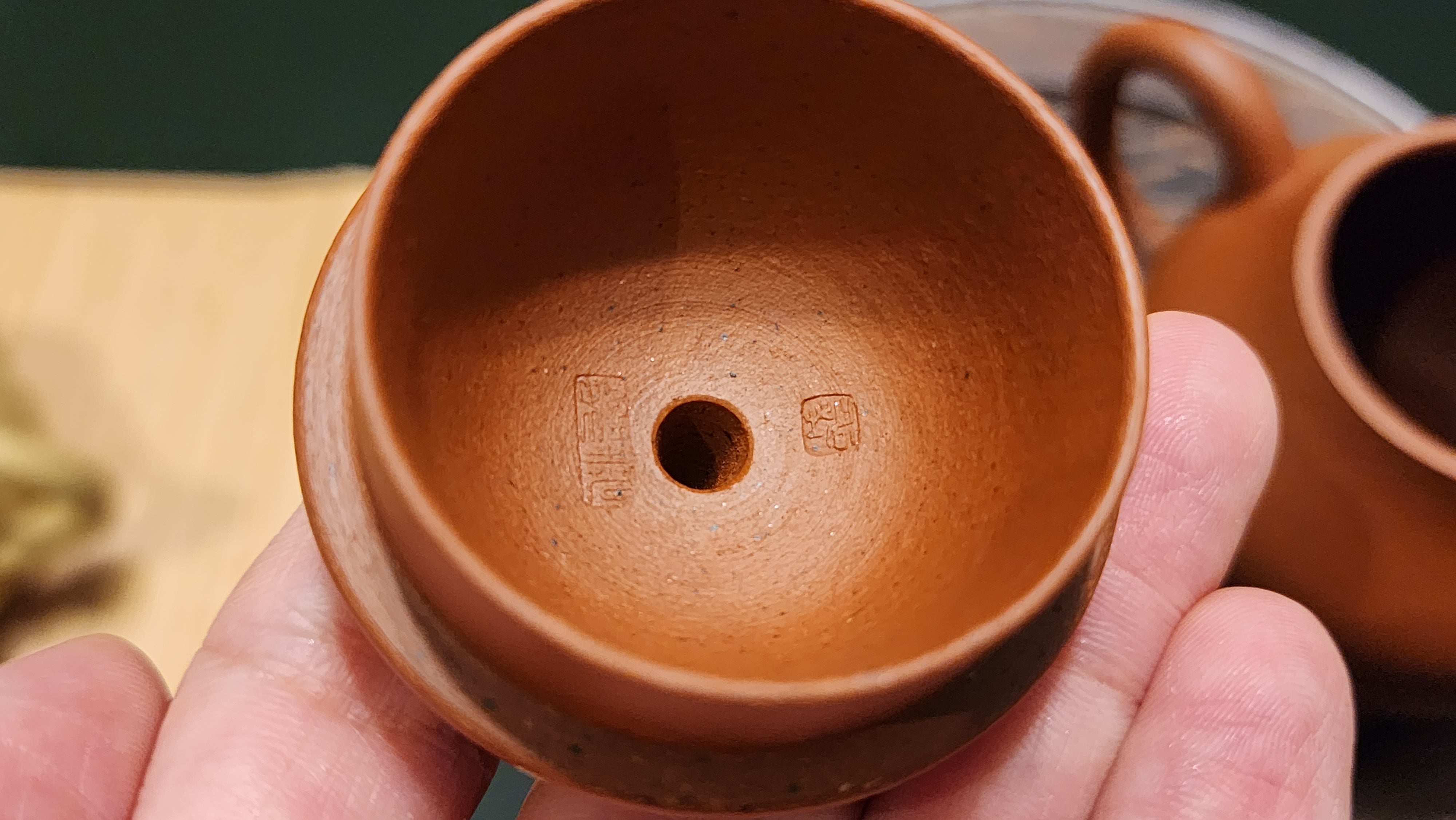 Qiu Shui 秋水, Gu Fa Lian Ni (Most Archaic Clay Forming) ~ Zhu Ni *古法练泥~朱泥, L4 Assoc Master Du Cheng Yao 堵程尧。