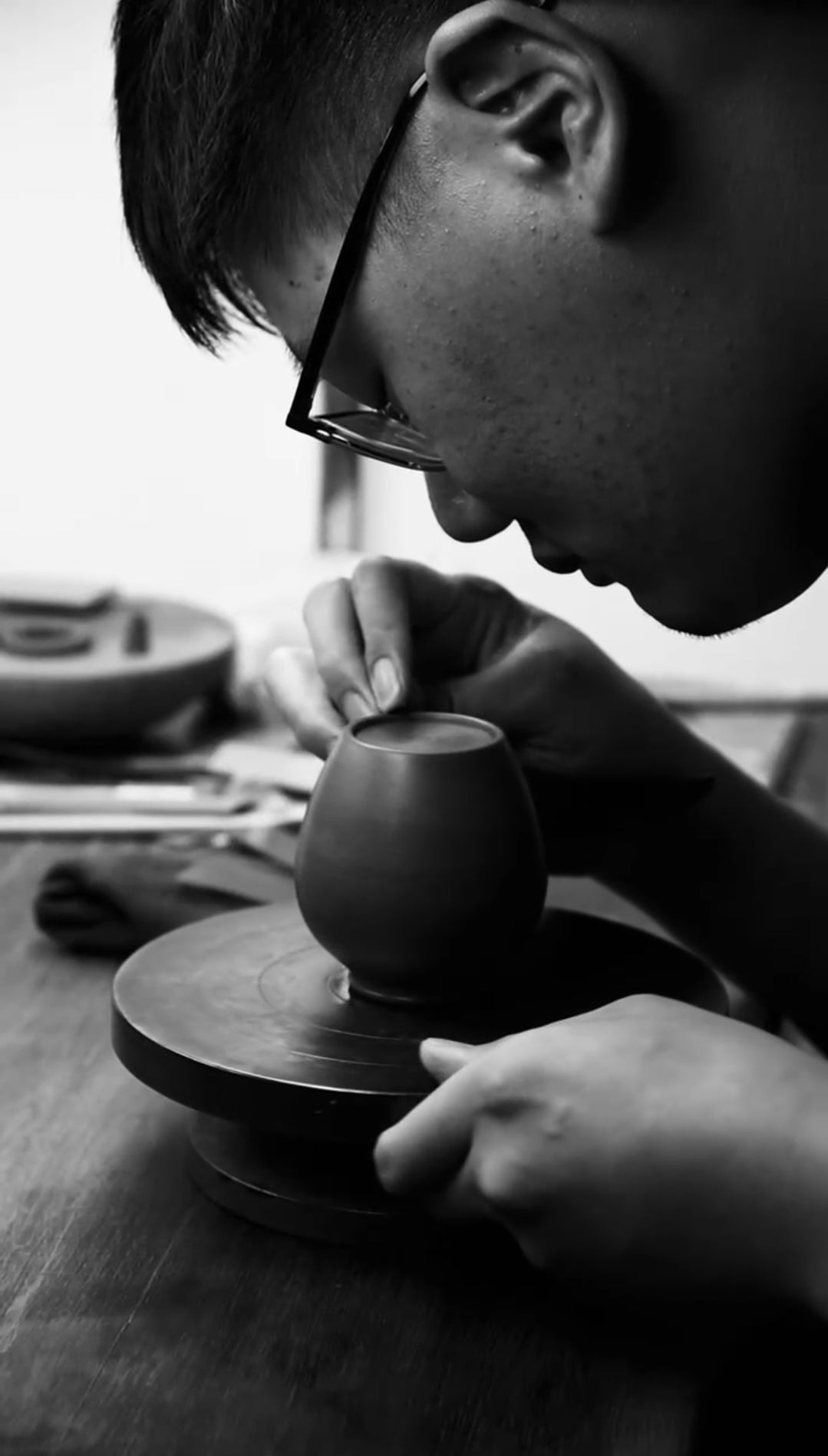 Qiu Shui 秋水, Gu Fa Lian Ni (Most Archaic Clay Forming) ~ Zhu Ni *古法练泥~朱泥, L4 Assoc Master Du Cheng Yao 堵程尧。